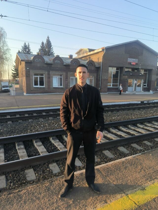  53536998  Amir, 21 ,    