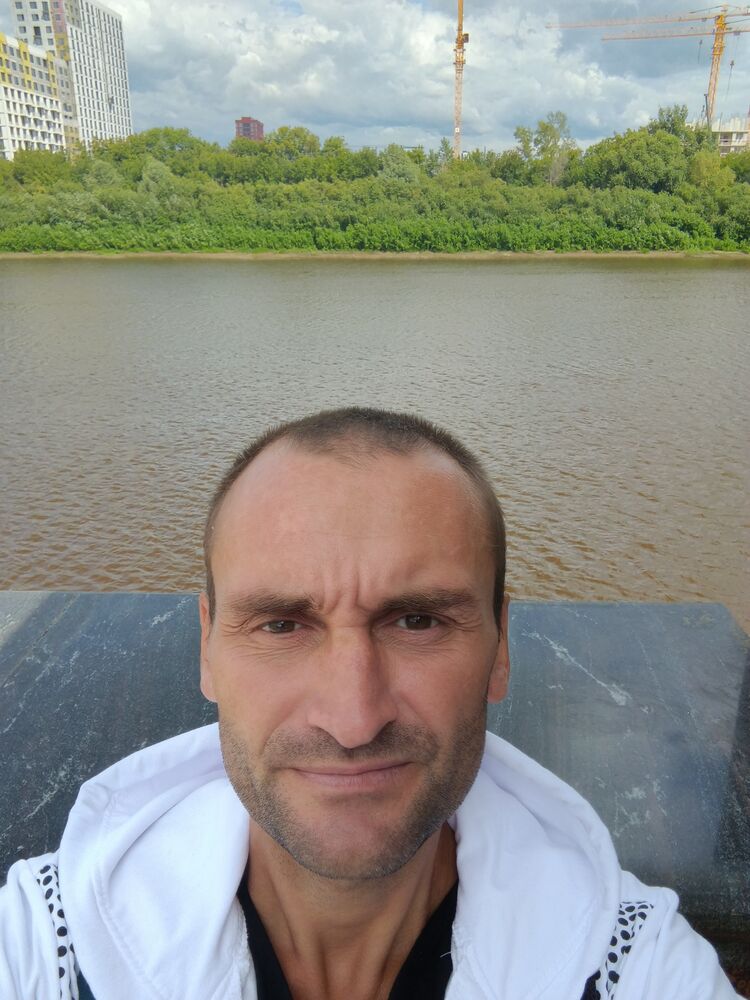  52933808  , 38 ,    