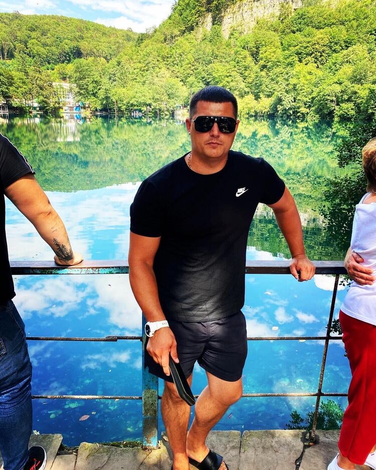  ,   Oleg, 38 ,   ,   