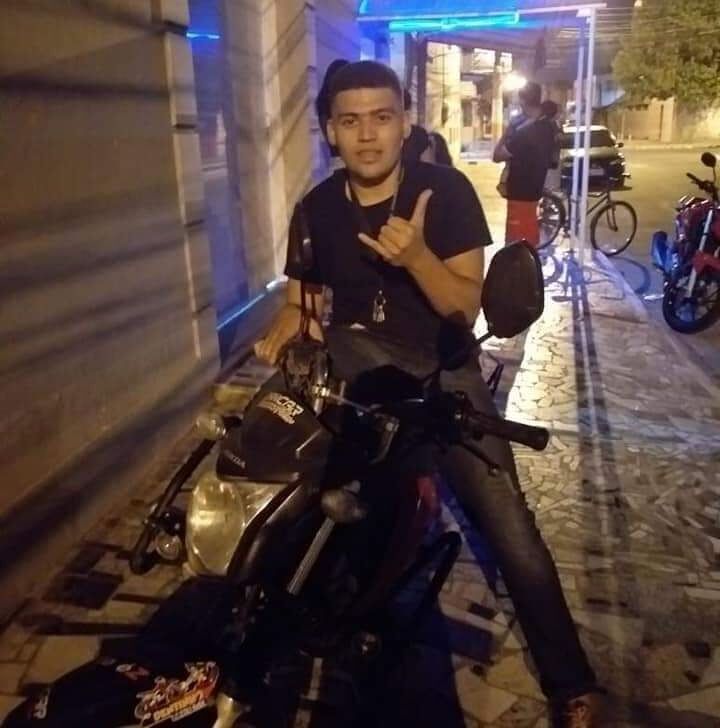  Gasse,   Lucas, 25 ,   ,   
