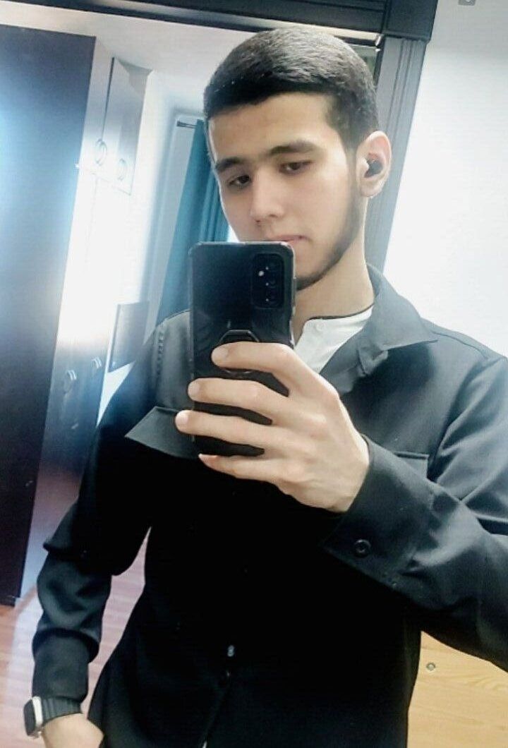  ,   Sarvarbek, 21 ,  