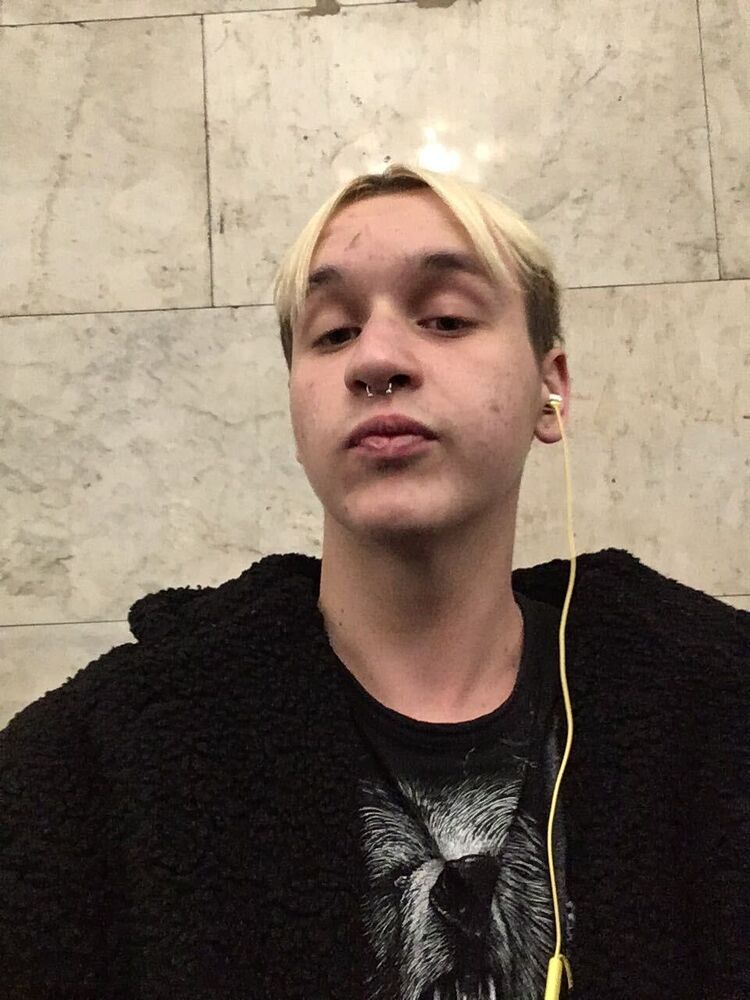  35593308  , 21 ,    