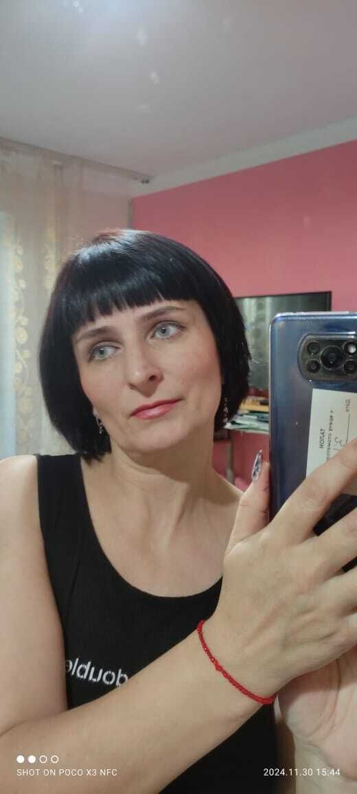  54453558  Anna, 45 ,    