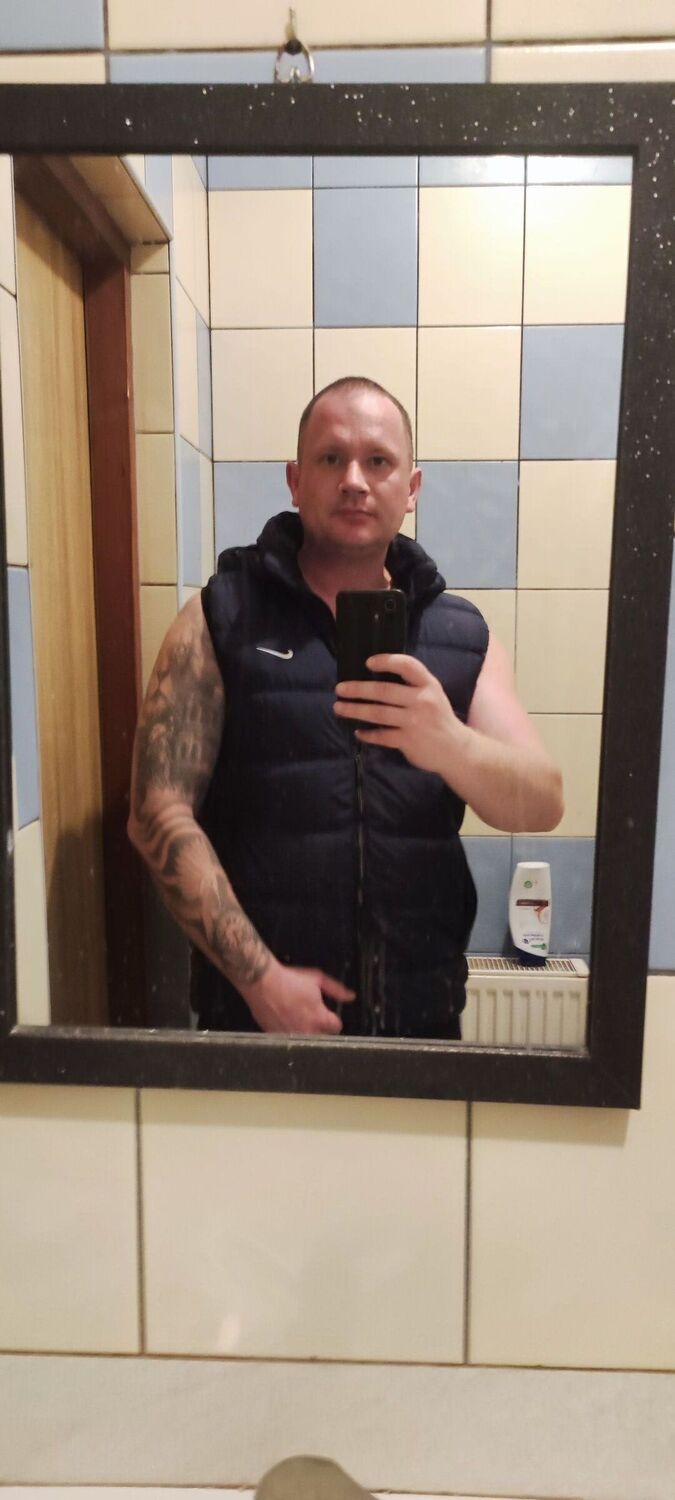  43417508  Oleg, 34 ,    Praha