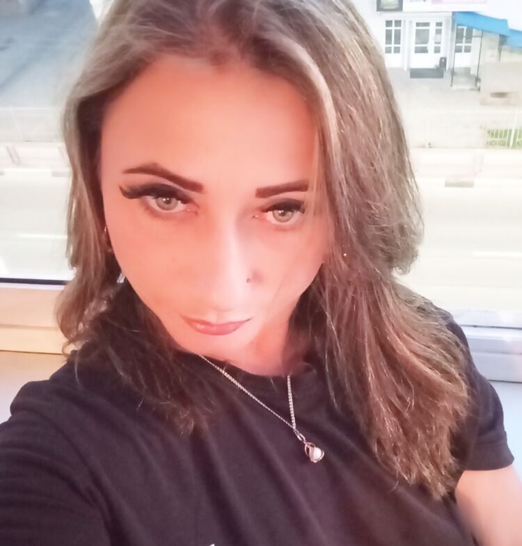  53074558  , 39 ,    