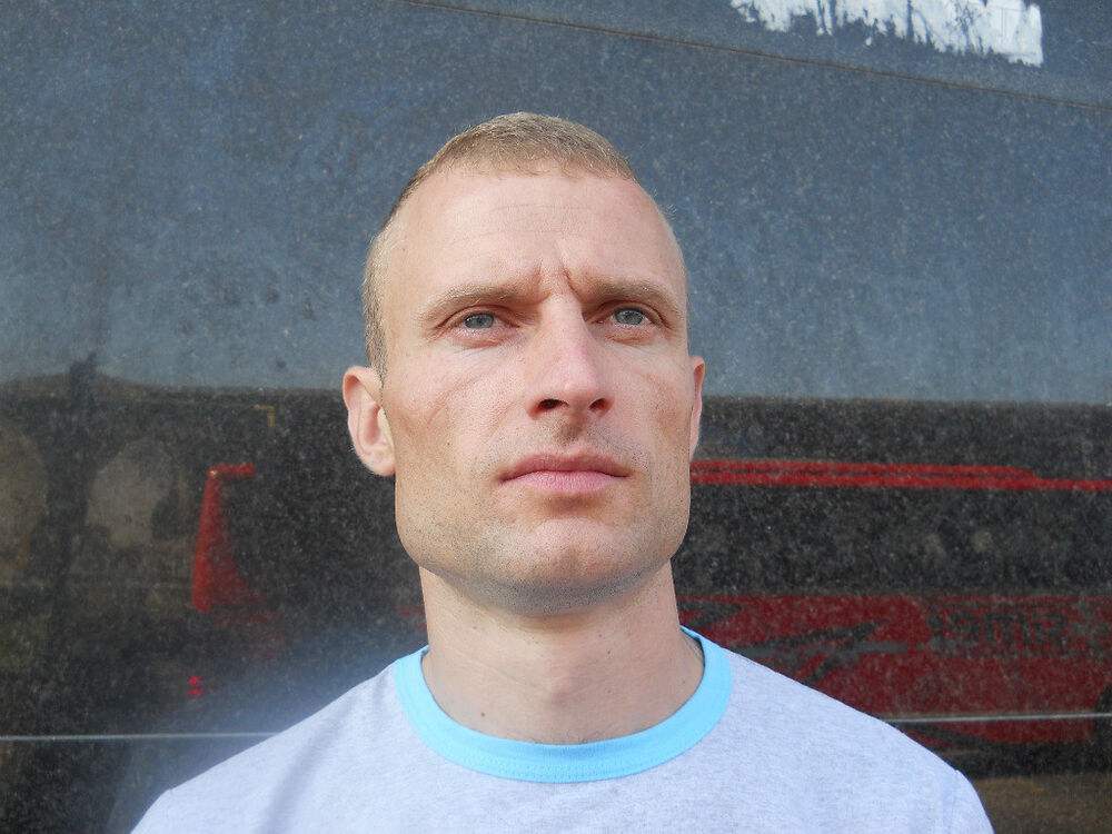  ,   Vladymyr, 43 ,   ,   , c 