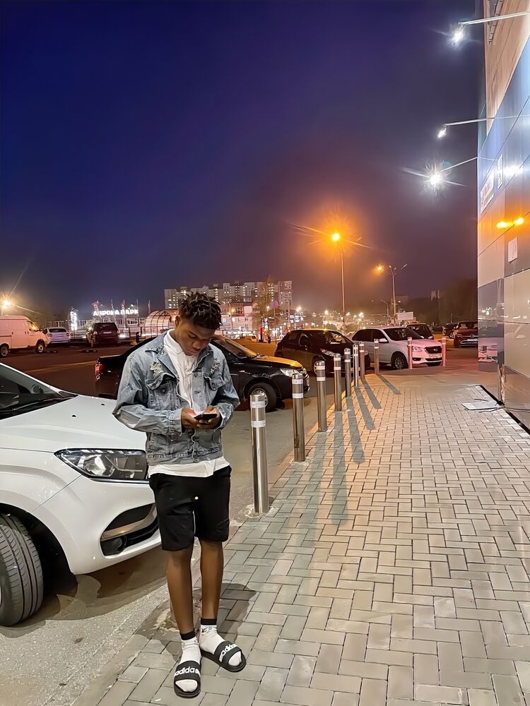  54150838  Champion, 22 ,    