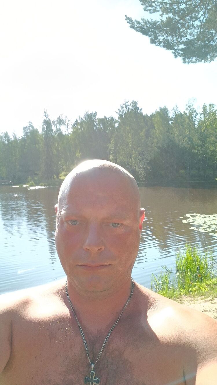  44855058  , 36 ,    