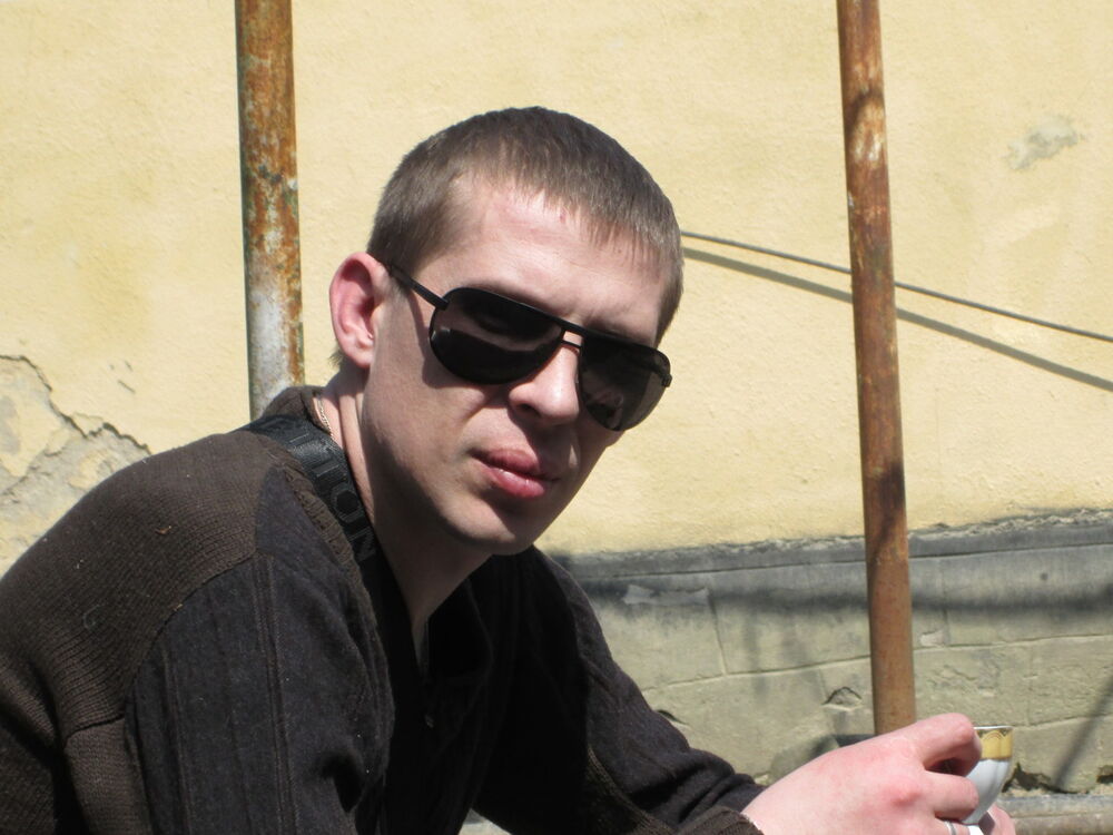  8945878  Oleg, 43 ,    