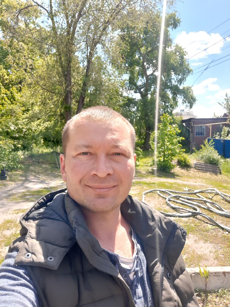  ,   Alexey, 37 ,   ,   , c , 