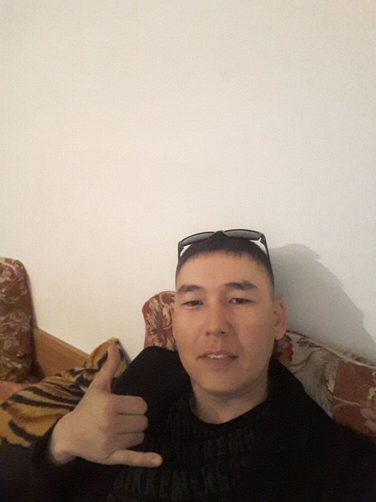  22950368  Life, 37 ,    