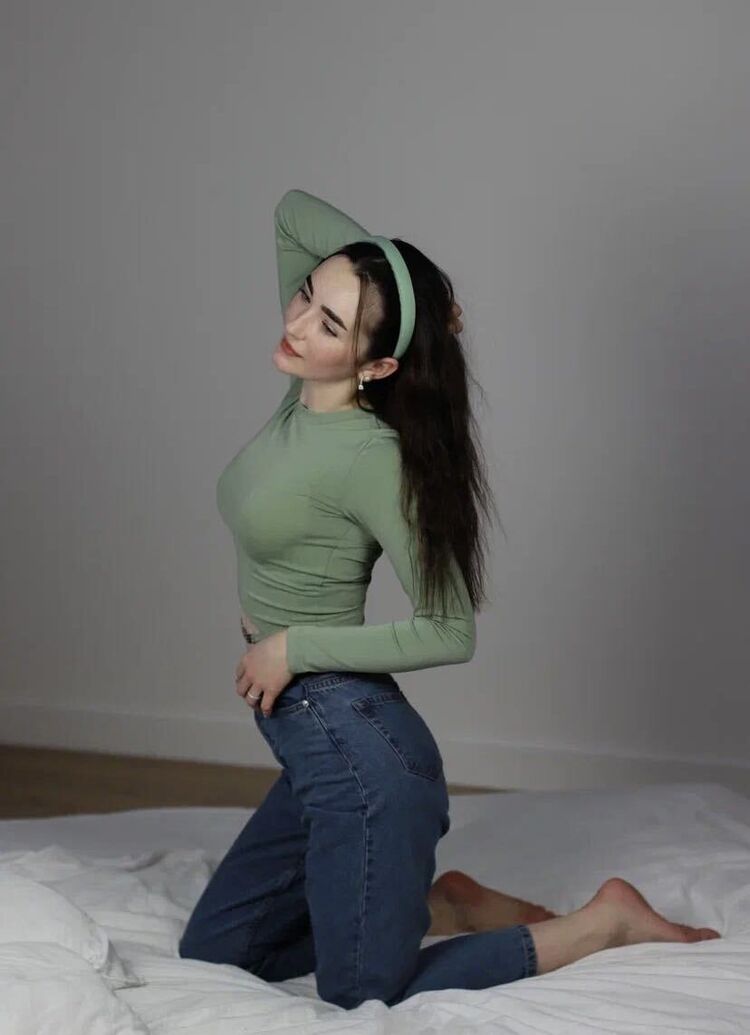  ,   , 24 ,   