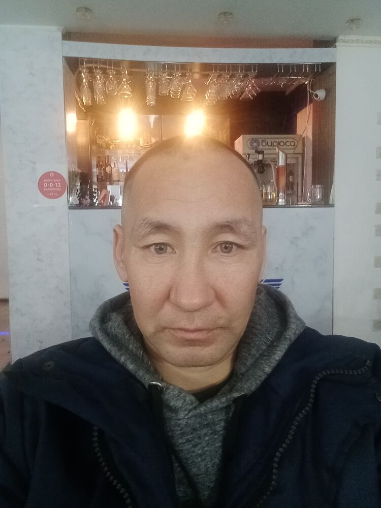  47680398  Almabek, 44 ,    