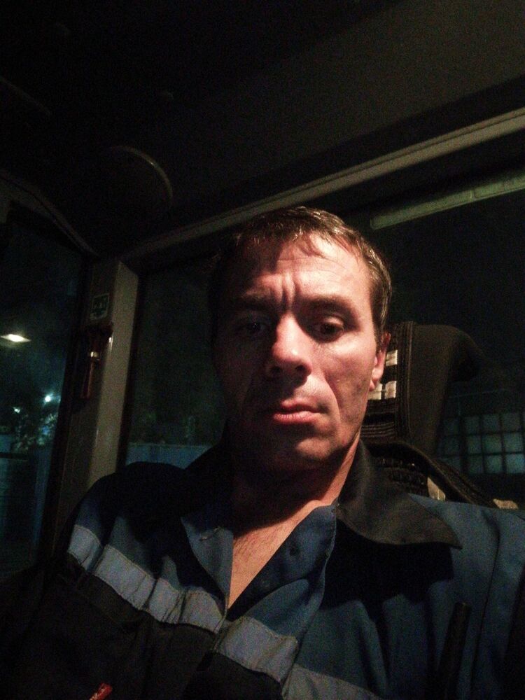  45867308  , 42 ,    