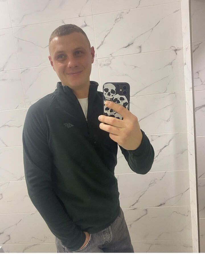  47882028  Andriy, 32 ,    