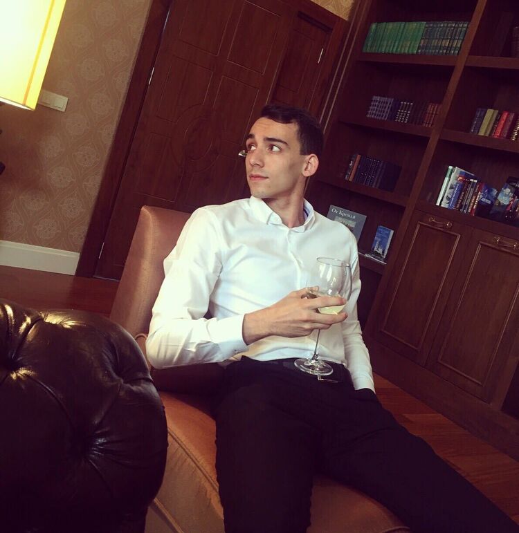  New York City,   Ildar, 29 ,   ,   