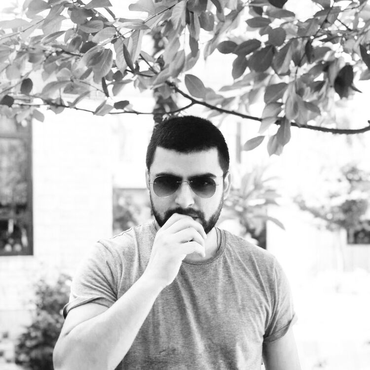  ,   Elnar, 33 ,   ,   , c 