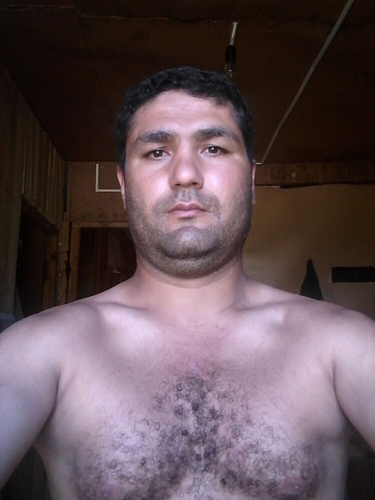  ,   Alik, 43 ,   