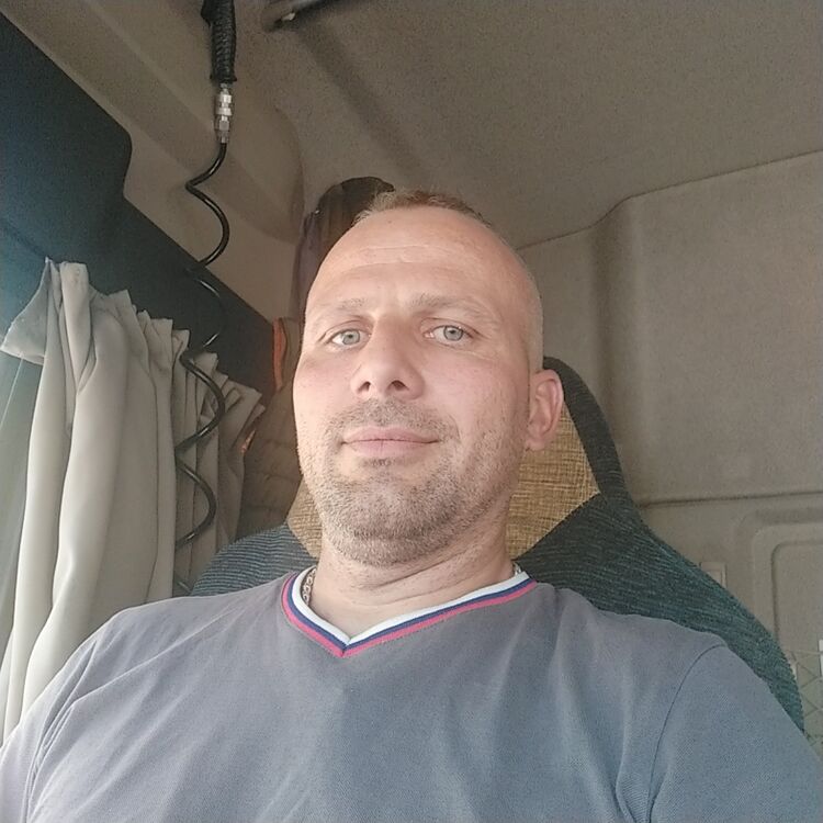  32086638  , 38 ,    