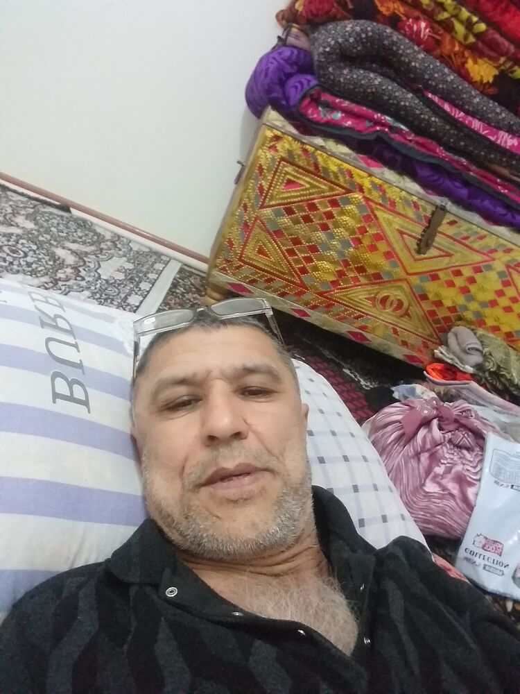  40085518  , 54 ,    