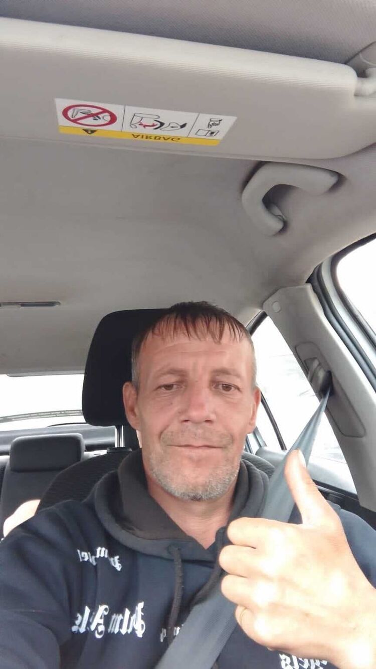  46862558  , 44 ,    