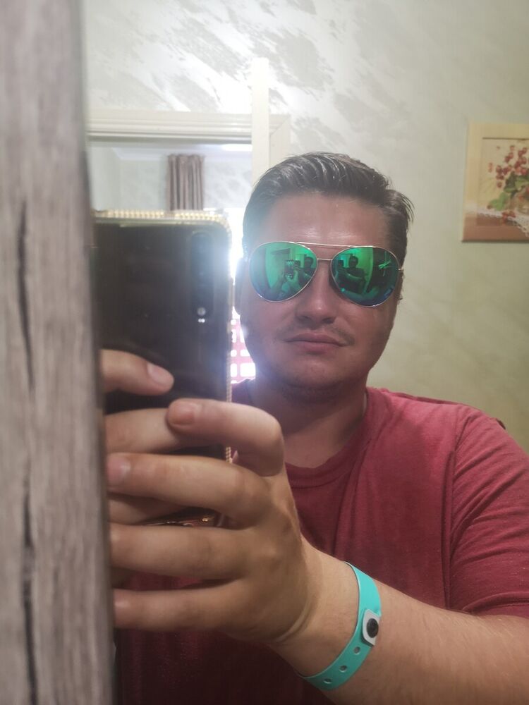  ,   Ivan, 32 ,   ,   , c 