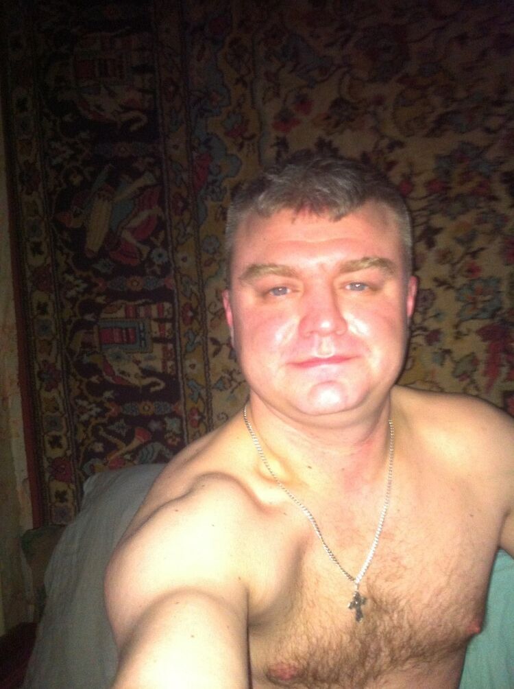  8901958  , 42 ,    -