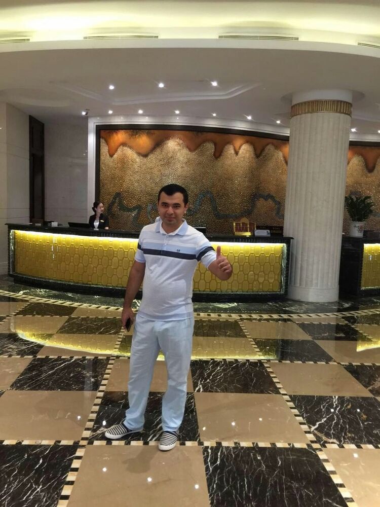  8383808  Oybek, 43 ,    