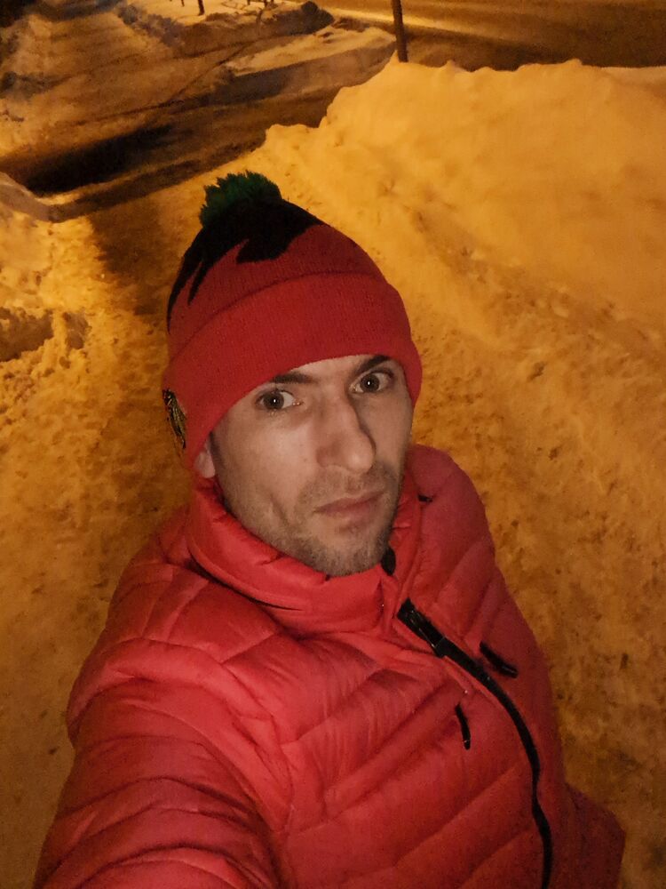  48913468  , 38 ,    
