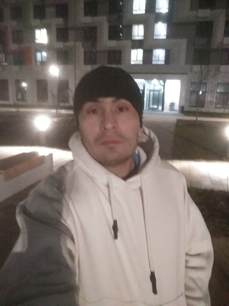  18144648  , 34 ,    