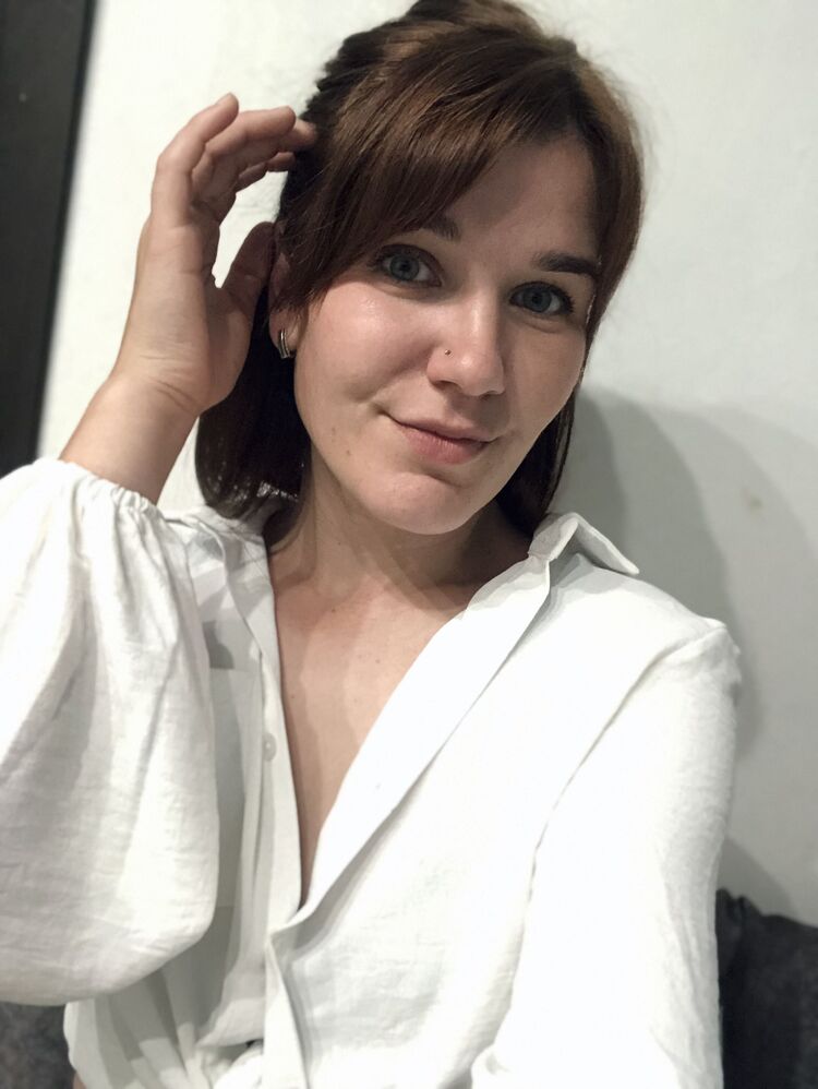  53361208  Alexandra, 28 ,    