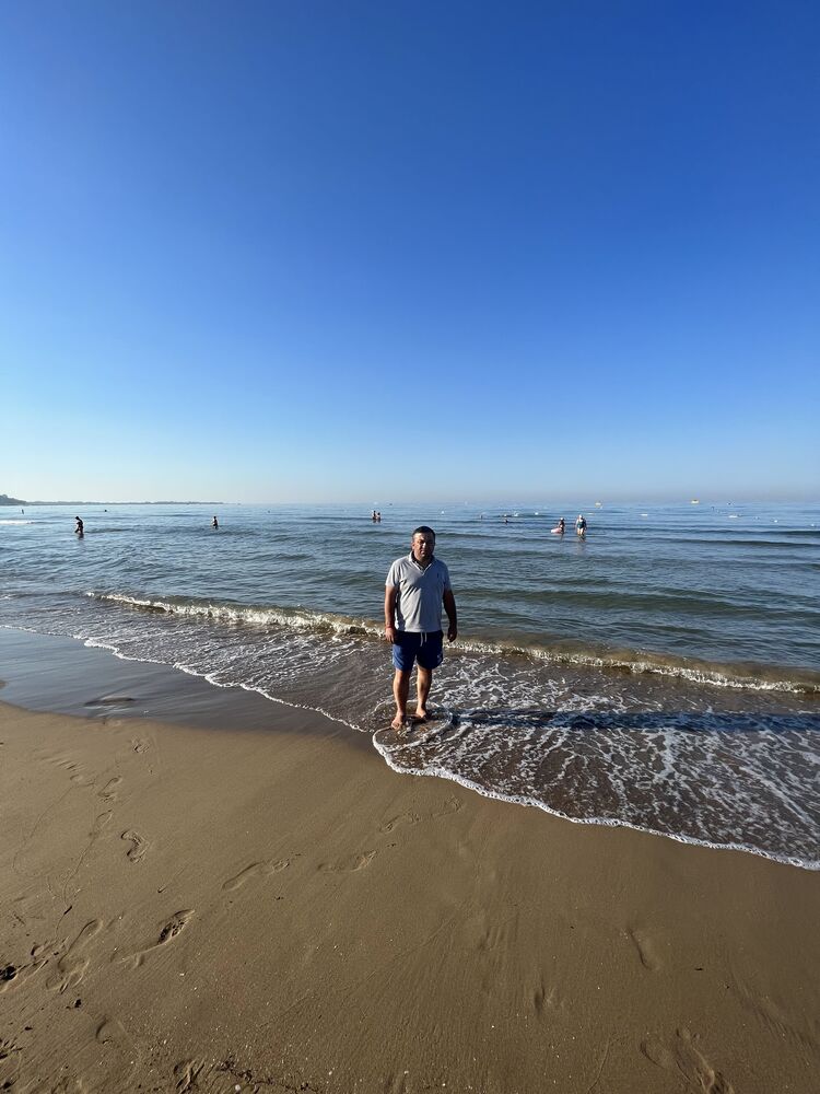  37238278  Tunay, 40 ,    