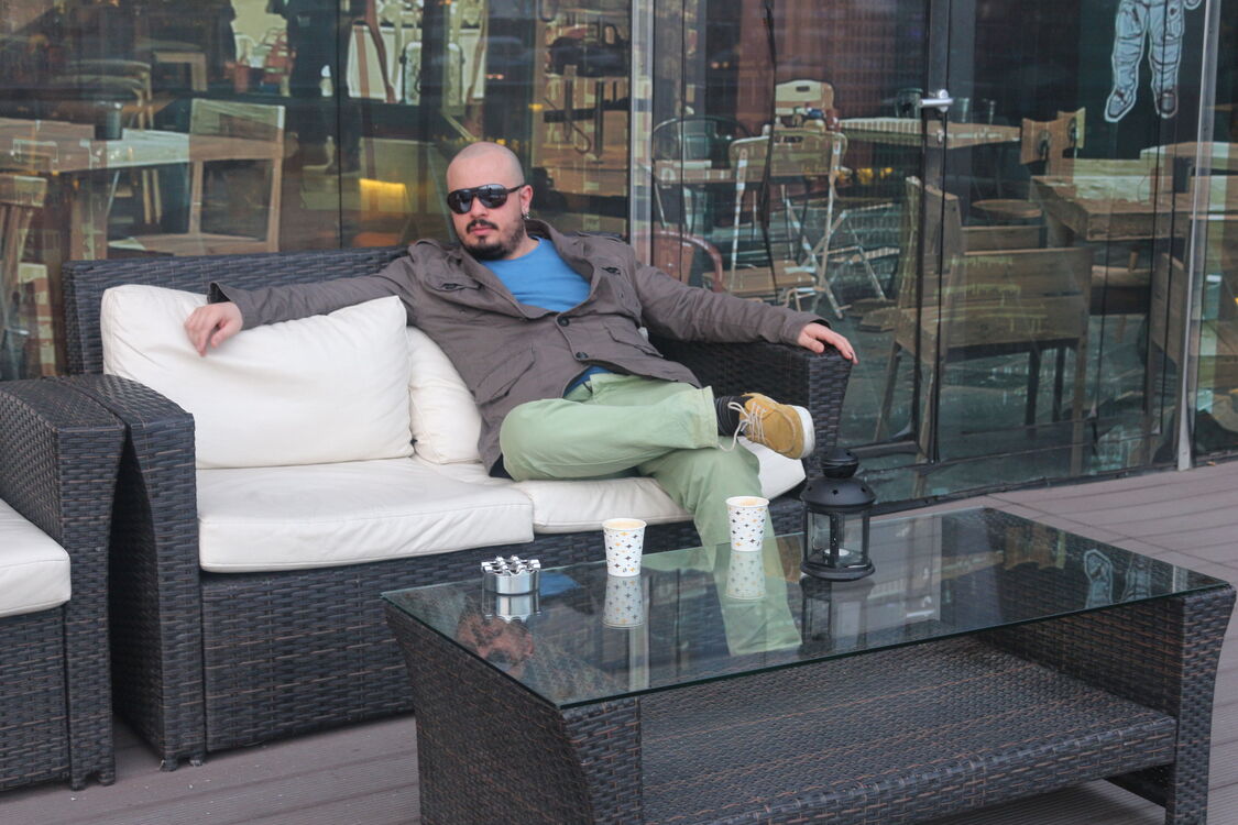  37132878  Ercan, 41 ,    