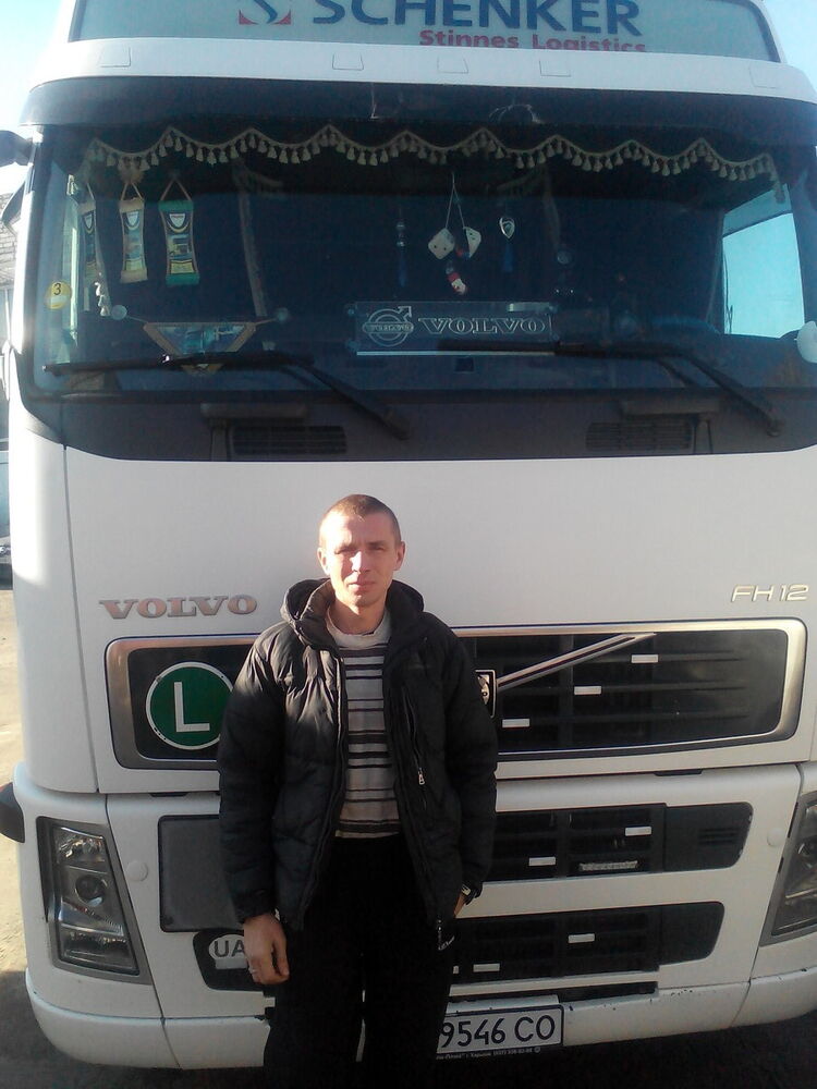  5238968  Vetal, 43 ,    