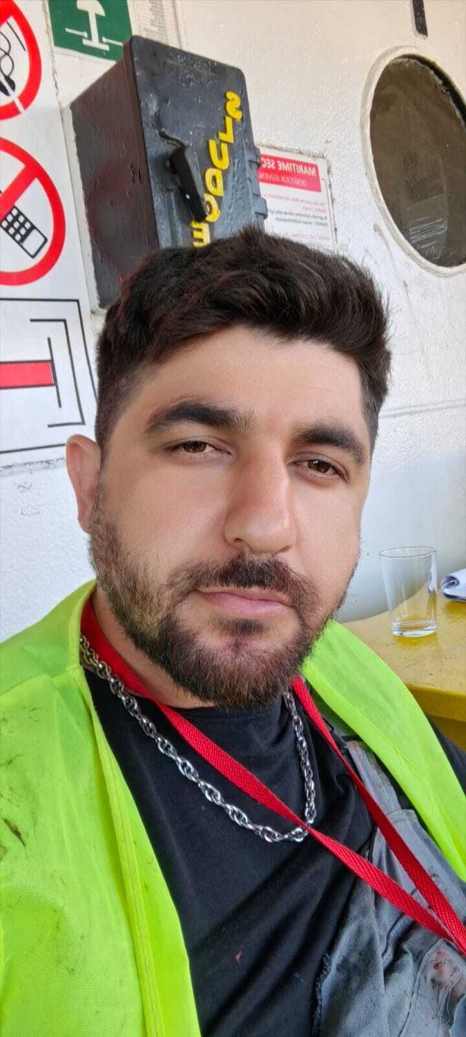  47160778  , 33 ,    