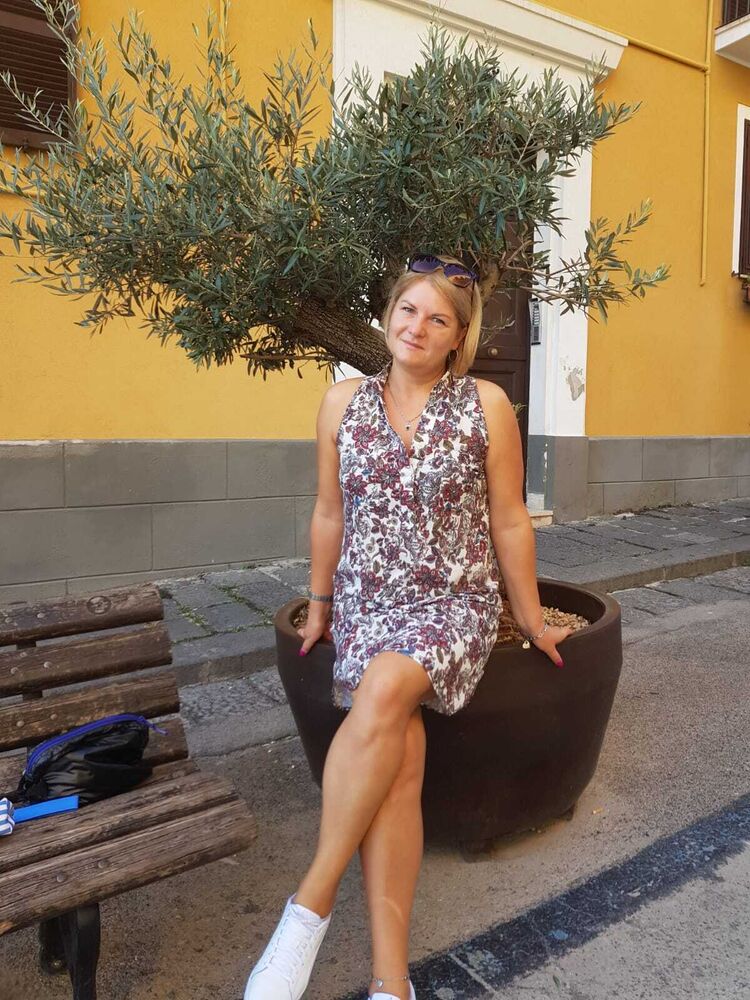  Acerra,   , 45 ,     , c 