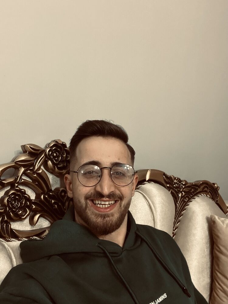  ,   Mustafa, 25 ,   ,   