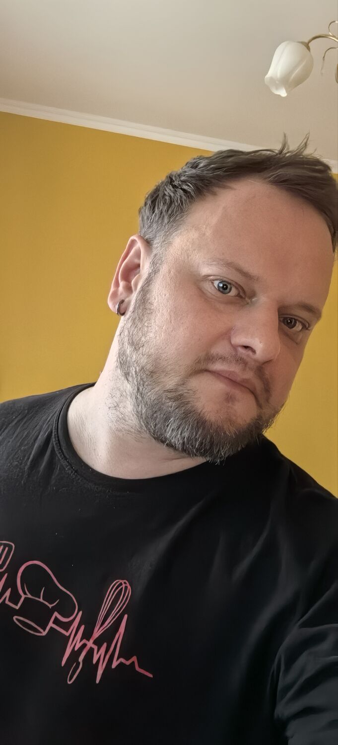  ,   Oleg, 32 ,   ,   
