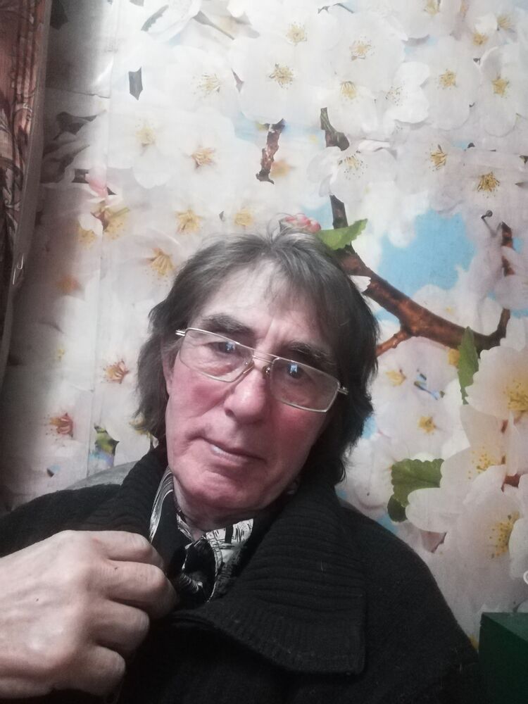  43980788  Ura, 58 ,    
