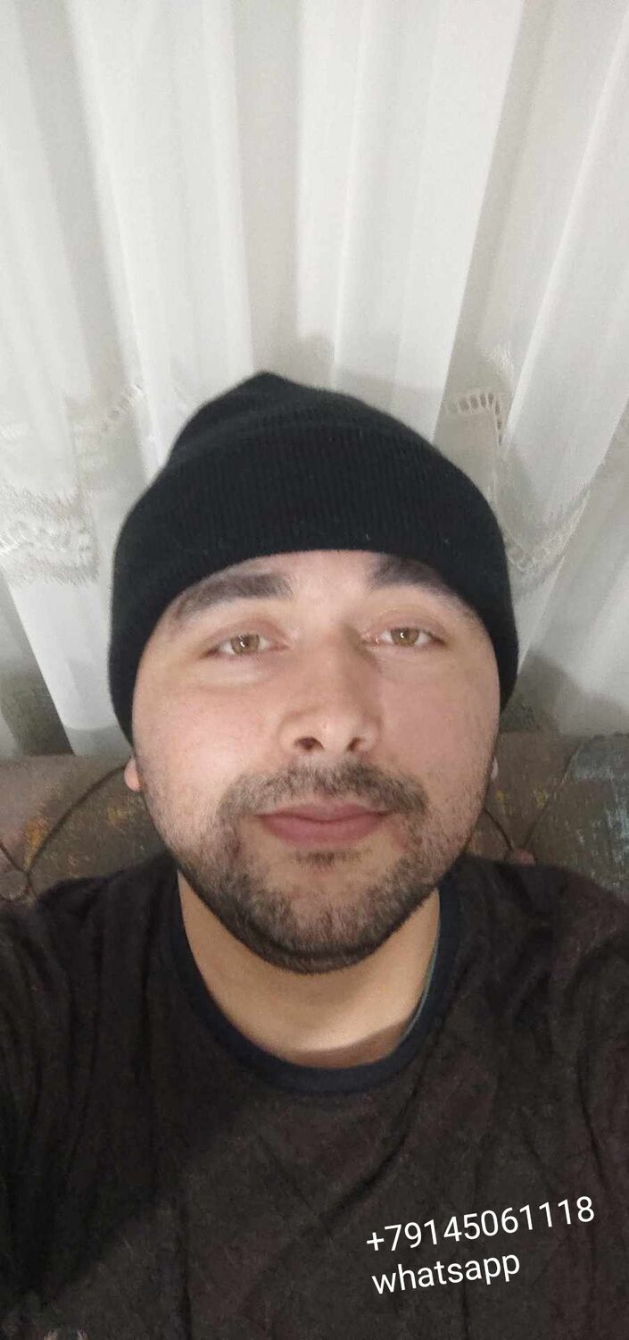  44809808  Muhammed, 32 ,    