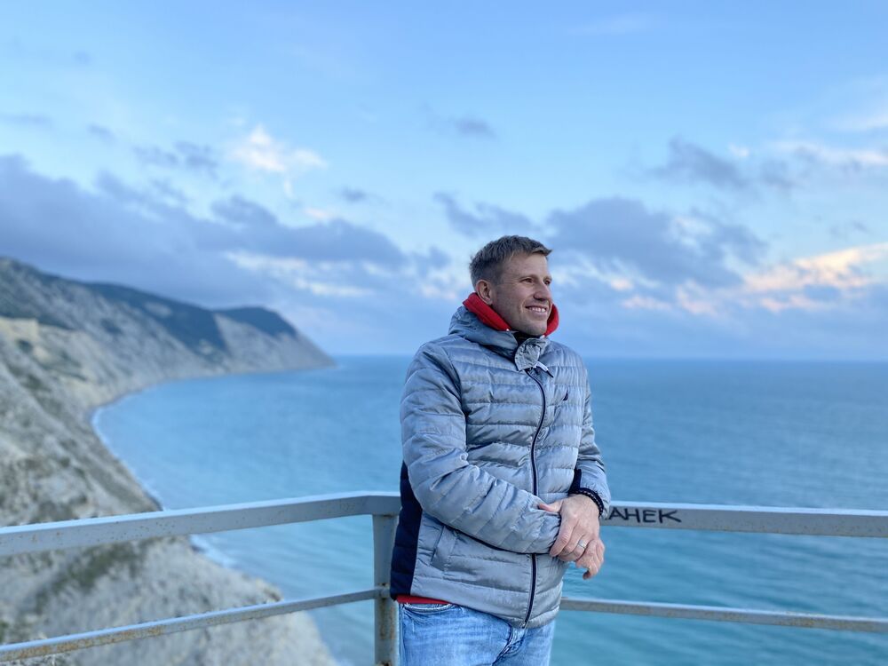  ,   Alexander, 39 ,  