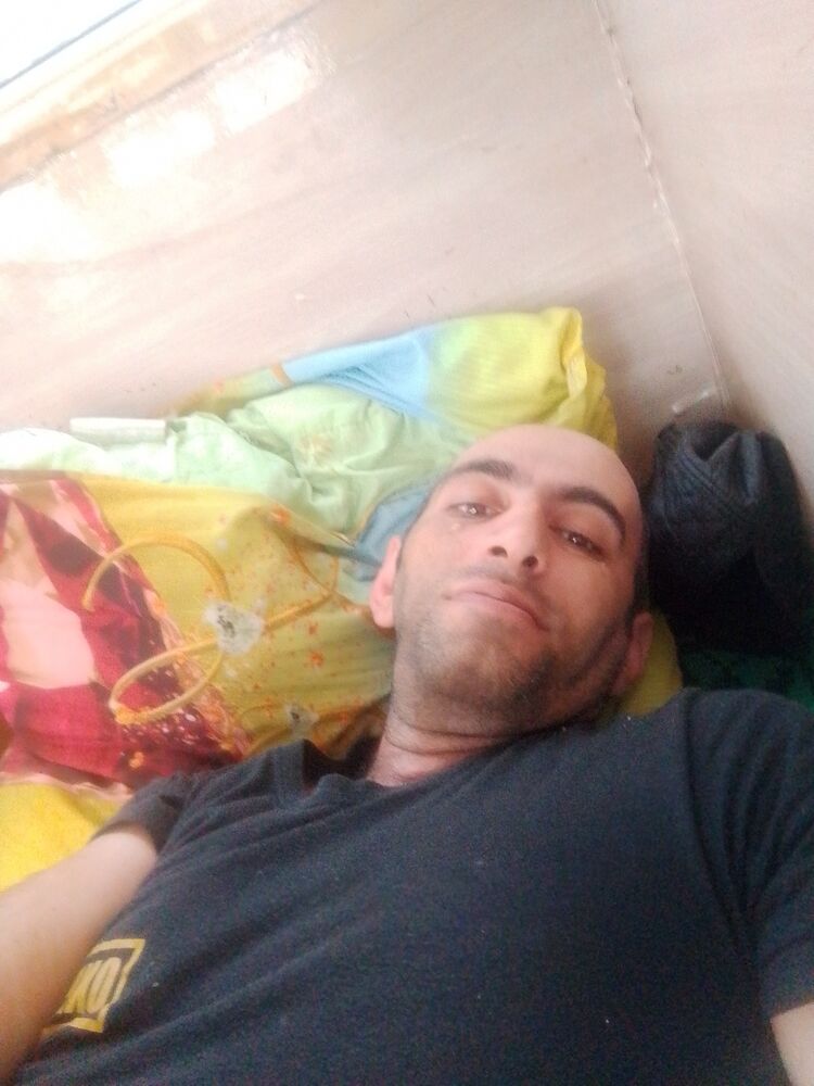  43967418  , 37 ,    