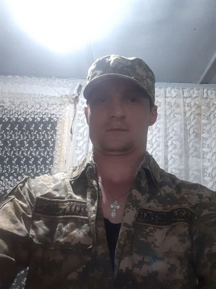  21432868  , 37 ,    