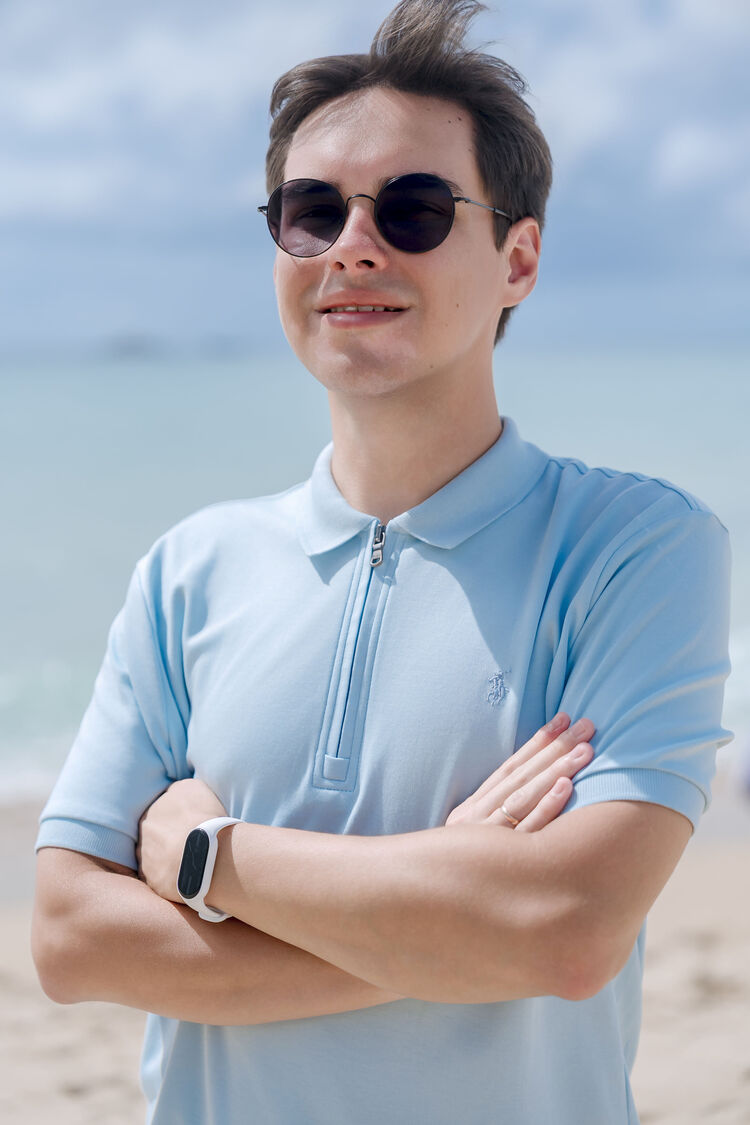  54206468  , 23 ,    -