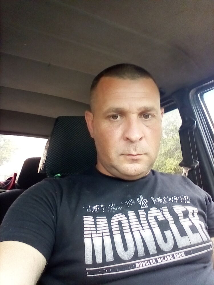  18026648  , 45 ,    
