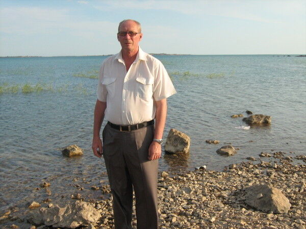  ,   Strannir54, 71 ,  