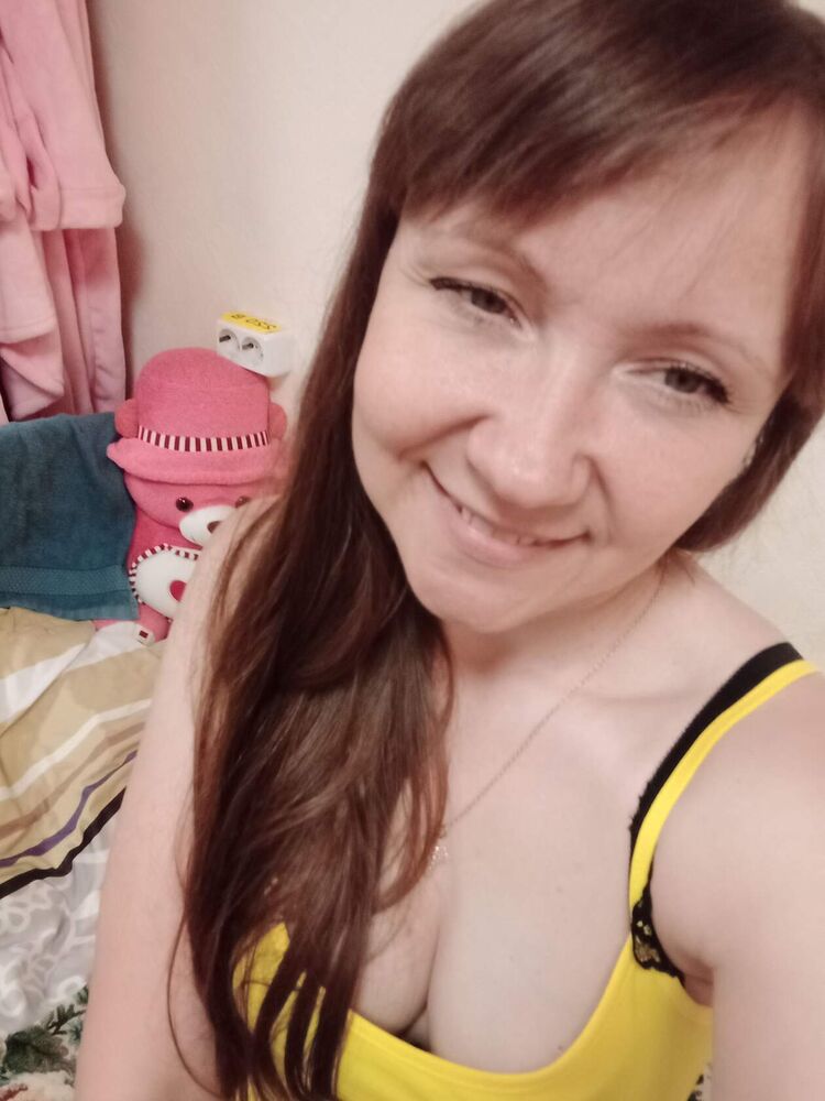  ,   Anastasia, 33 ,   ,   