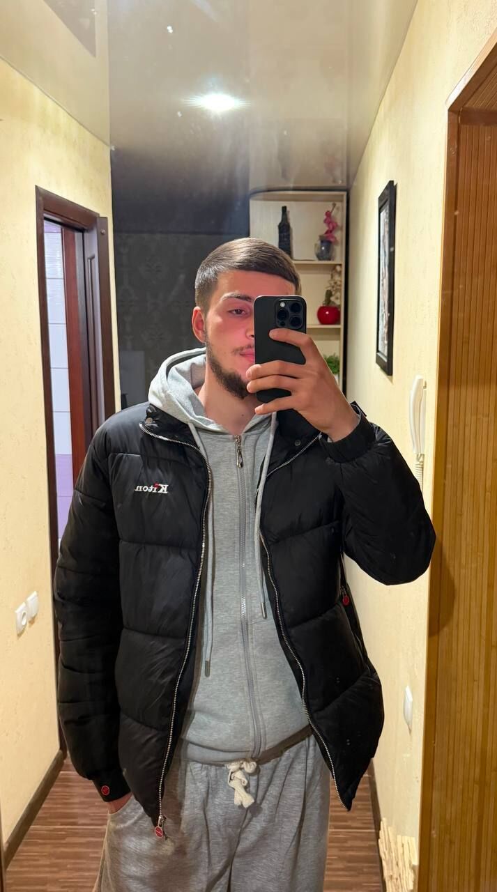 50084298  Azamat, 23 ,    Deleted