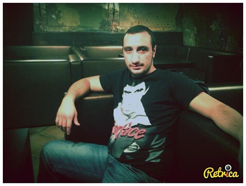  21182428  Joni, 34 ,    