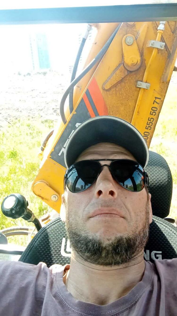  45583968  , 41 ,    